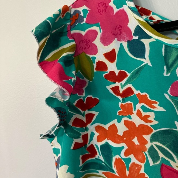 Women’s Boutique Green and Pink Short Flutter Sleeve Tie Neck Blouse Sz XL GUC - Picture 5 of 7